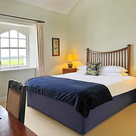 Stella Maris Shore House Hotel